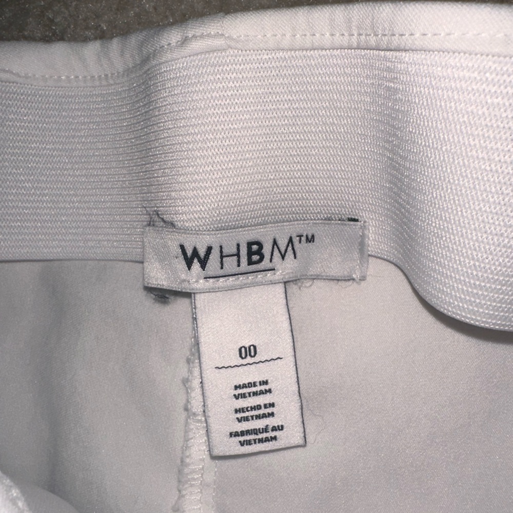 White Women's Capris Pants - Picture 3 of 4